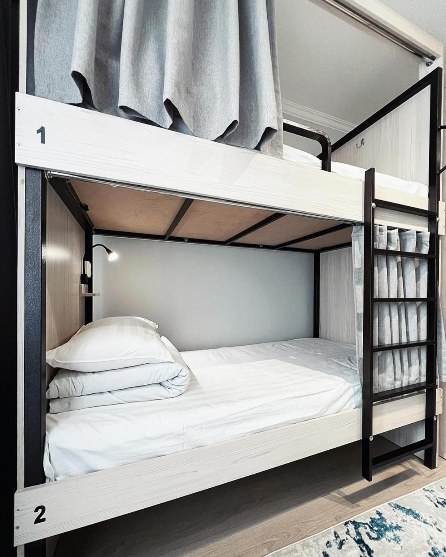 Compass Hostel Bisjkek Eksteriør bilde